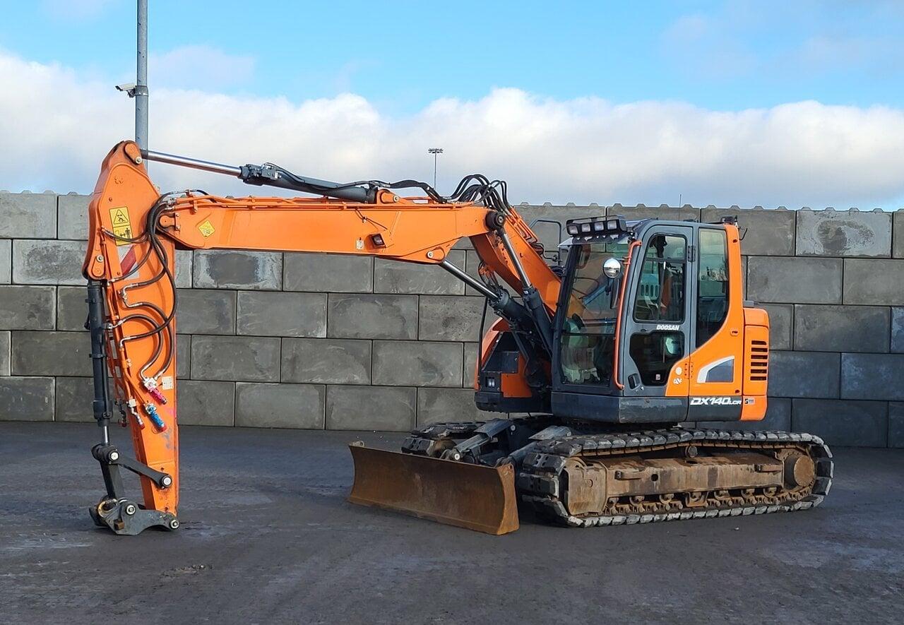 2016 Doosan DX 140 LCR-5